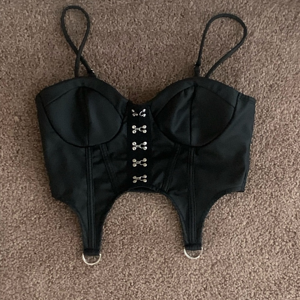 Bustier crop top